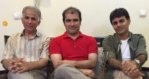 دربارۀ این مقاله بیشتر بخوانید یادداشت محمد حسن ارجمندی بر کتاب آینه‌ها را باور کن در سایت الف