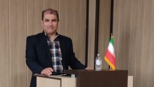 دربارۀ این مقاله بیشتر بخوانید شعرآهنگ؛ تحولی در وزن شناسی شعر(متن کامل مصاحبه با خبرنگار مستقل:مهرراز شیری با دکتر محمد حسن ارجمندی)